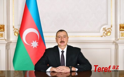 Prezident Dövlət Bayragı Günü münasibətilə paylaşım edib