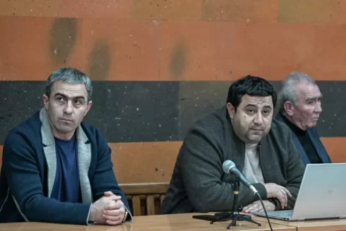 Ermənistanda məhkəmə II Qareginin qohumlarını təqsirli bildi